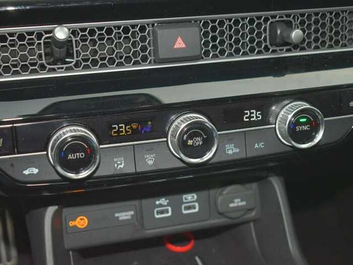 Honda Civic e:HEV Advance... Advance