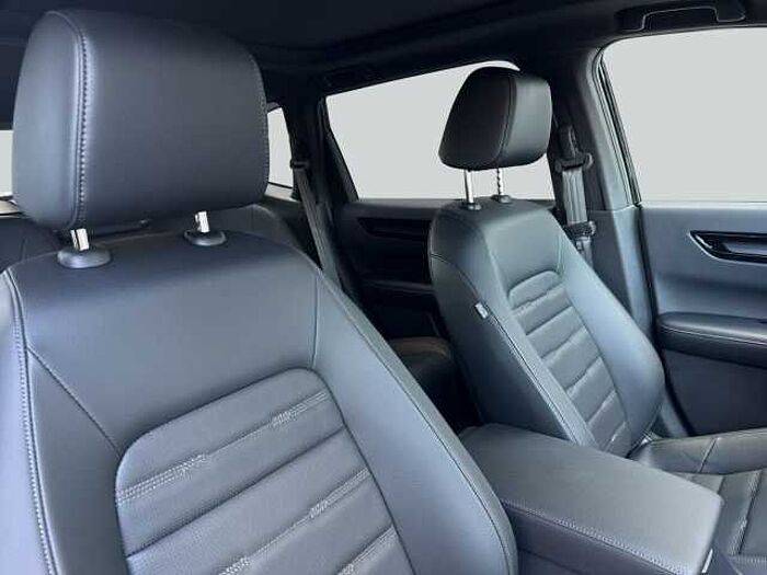 Honda CR-V e: HEV Elegance AWD. ..