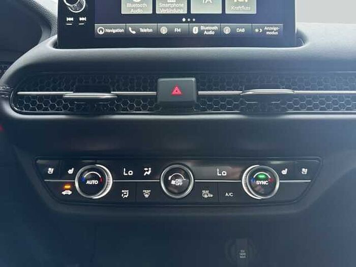Honda ZR-V e: HEV Advance. .. Advance