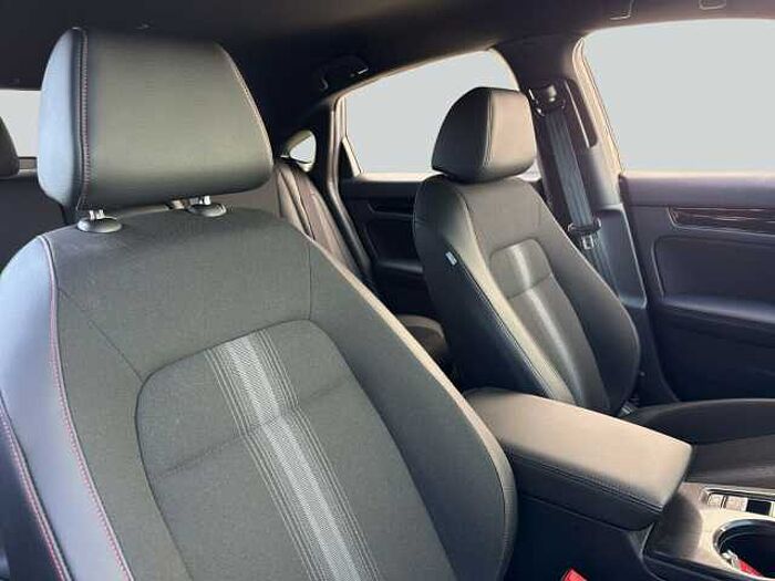 Honda Civic e:HEV Sport... Sport